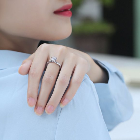 Certified 3ct. t.w. Moissanite Diamond Brilliant Cut Engagement Ring NEW - Picture 3 of 10